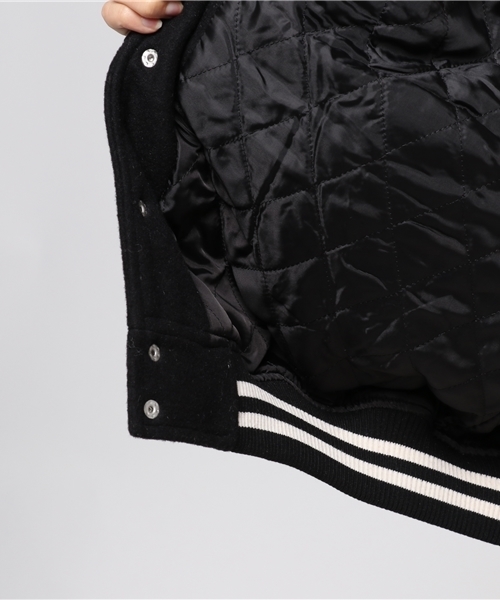 PUNYUS（プニュズ）の「スタジャン（ピーコート・レディース・ブラック/ワイン・3/1/2/4）」の10枚目の写真