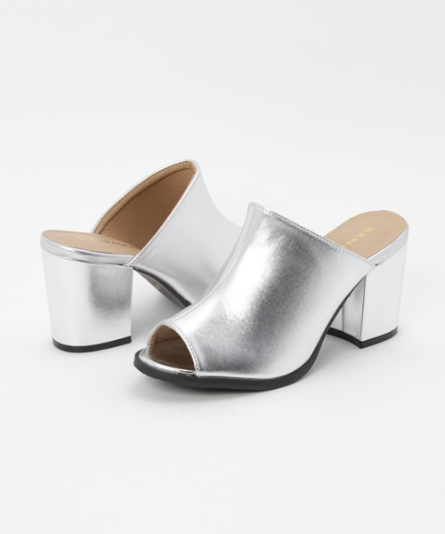 WEGO（ウィゴー）の「WEGO/ミュールサンダル（サンダル・レディース・ブラウン/レッド/イエロー/ダークインディゴブルー/ブラック/シルバー・LARGE/MEDIUM）」の15枚目の写真