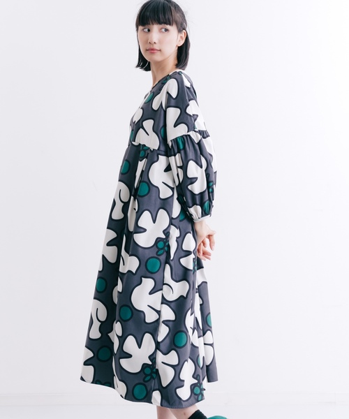 Merlot メルロー の ハトとオリーブ柄スモックワンピース7085 ワンピース Wear