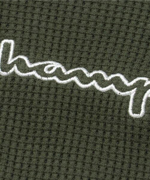 Champion(チャンピオン)の「【Champion】ロゴ刺繍ワッフルロングスリーブプルオーバー (Tシャツ/カットソー・キッズ・カーキ・140/130/120/100/110)」の4枚目の写真