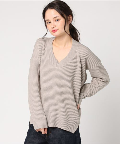 LIPSTAR（リップスター）の「抜け襟Vネックニット（ニット/セーター・レディース・オフホワイト/ネイビー/ピンク/ベージュ・M）」の17枚目の写真