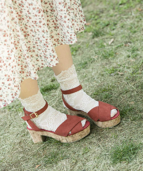 OLIVE des OLIVE（オリーブデオリーブ）の「クロス サンダル（サンダル・レディース・ブラック/ブラウン/グリーン/オレンジ・LARGE/SMALL/MEDIUM）」の4枚目の写真