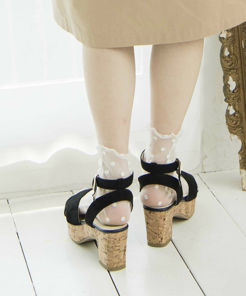 OLIVE des OLIVE（オリーブデオリーブ）の「クロス サンダル（サンダル・レディース・ブラック/ブラウン/グリーン/オレンジ・LARGE/SMALL/MEDIUM）」の7枚目の写真