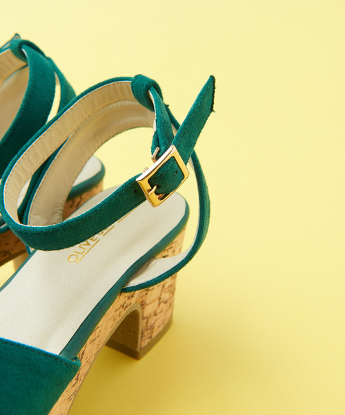 OLIVE des OLIVE（オリーブデオリーブ）の「クロス サンダル（サンダル・レディース・ブラック/ブラウン/グリーン/オレンジ・LARGE/SMALL/MEDIUM）」の15枚目の写真