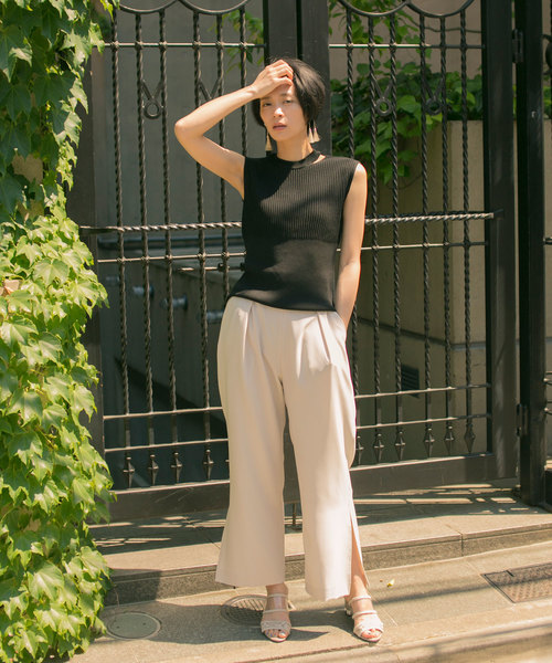 STUDIOUS(ステュディオス)の「ネックスリットニットTOPS(ニット/セーター・レディース・ブラック/ライトグレー/サックスブルー/ワインレッド/ラベンダー・FREE)」の20枚目の写真