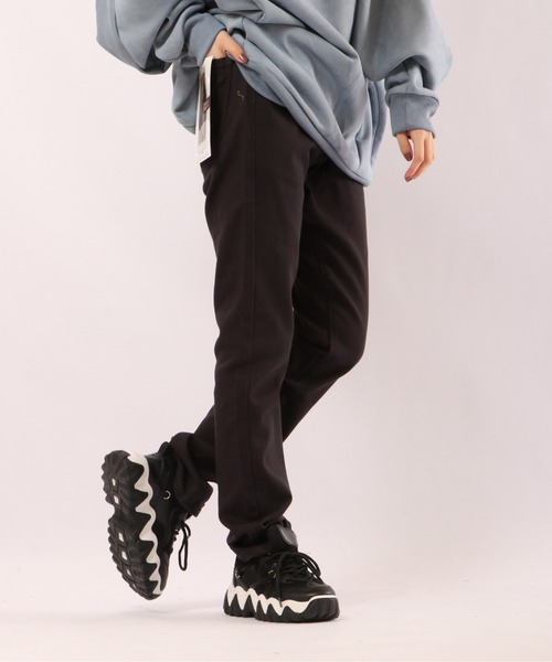 FUNALIVE（ファンアライブ）の「スパンスリムスキニーカラーパンツ（スラックス・メンズ・ホワイト/ブラック/ベージュ/カーキ/ワインレッド/ホワイト系その他/ブラック系その他/グレー系その他/ロイヤルブルー/チャコール/サンドベージュ・S/M/L/XL）」の22枚目の写真