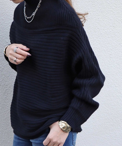 antiqua�i�A���e�B�J�j�́u�h���}���j�b�g�g�b�v�X�i�j�b�g/�Z�[�^�[�j�v�b�u���b�N