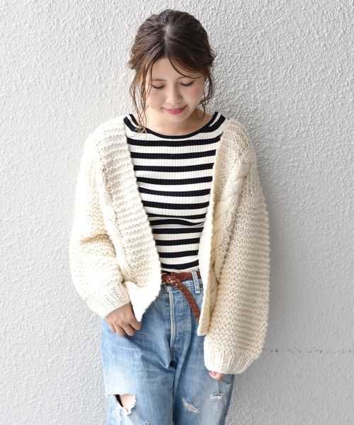 Khaju（カージュ）の「Khaju:ハンドケーブルニットカーディガン◇（カーディガン/ボレロ・レディース・ブラック/オフホワイト/ピンク系その他・ONE SIZE）」の13枚目の写真