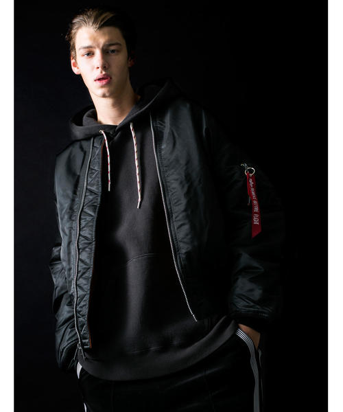 Alpha Industries（アルファインダストリーズ）の「＜ALPHA INDUSTRIES＞ MA-1 BLOOD CHIT/ブルゾン（MA-1・メンズ・ブラック/オリーブ・MEDIUM/X-LARGE/LARGE）」の16枚目の写真