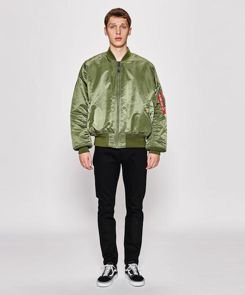 Alpha Industries（アルファインダストリーズ）の「＜ALPHA INDUSTRIES＞ MA-1 BLOOD CHIT/ブルゾン（MA-1・メンズ・ブラック/オリーブ・MEDIUM/X-LARGE/LARGE）」の6枚目の写真