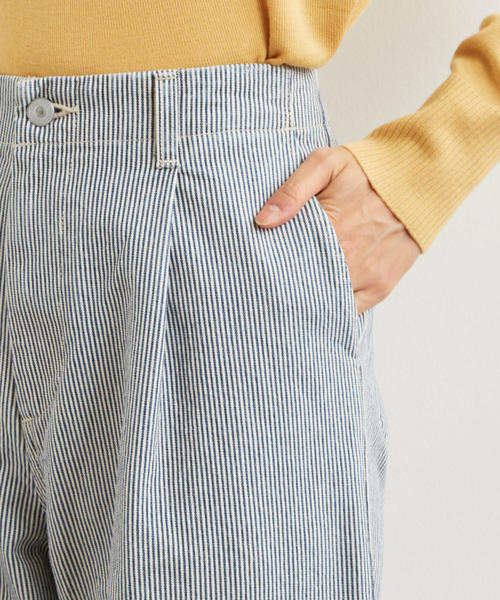 green label relaxing（グリーンレーベルリラクシング）の「SC ワイド ストレート デニム パンツ ◆（デニムパンツ・レディース・ホワイト/ネイビー・38/36）」の11枚目の写真