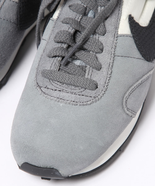 NIKE（ナイキ）の「★★NET限定[ナイキ]NIKE プリモントリオール スニーカー①（スニーカー・レディース・オレンジ/グレー/コバルトブルー・25cm/24.5cm/24cm/23cm/23.5cm/22.5cm）」の17枚目の写真