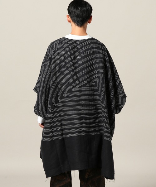 SASQUATCHfabrix.(サスクワァッチファブリックス)の「SASQUATCHFABRIX PRIMITIVE N/W PONCHO(その他トップス・メンズ・ブラック/ボルドー・FREE)」の8枚目の写真