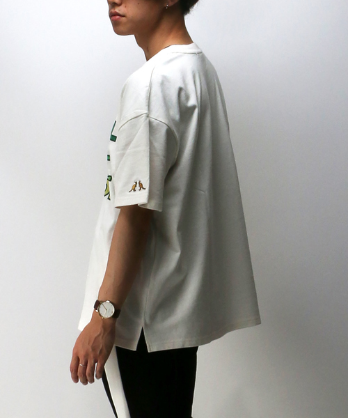 VENCEEXCHANGE(ヴァンスエクスチェンジ)の「【KANGOL】 カンゴール ロゴプリントワイドTシャツ(Tシャツ/カットソー・メンズ・ブラウン/グリーン・MEDIUM/LARGE/L)」の4枚目の写真