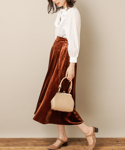 natural couture（ナチュラルクチュール）の「２ＷＡＹクロコガマ口バッグ（ショルダーバッグ・レディース・ブラック/ベージュ/ブラウン・FREE）」の9枚目の写真