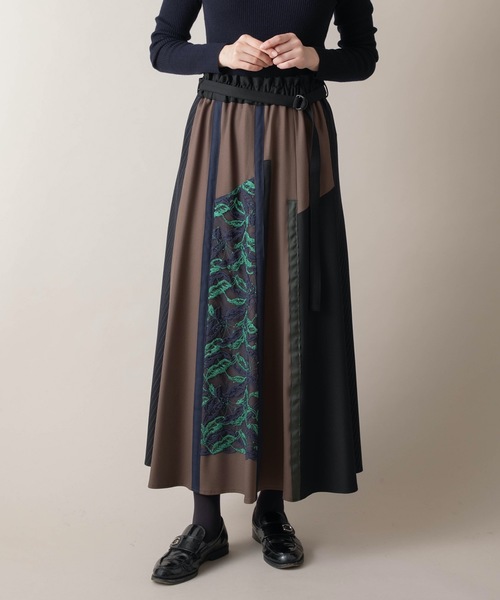 miniyu（ミニュウ）の「La SRIC/テープ＋レースフレアスカート（スカート・レディース・ベージュ/カーキ・38）」の3枚目の写真