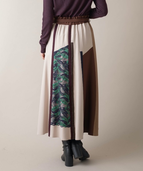 miniyu（ミニュウ）の「La SRIC/テープ＋レースフレアスカート（スカート・レディース・ベージュ/カーキ・38）」の17枚目の写真