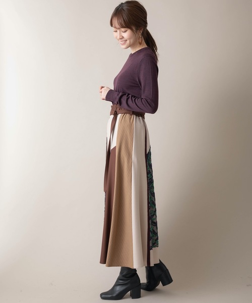 miniyu（ミニュウ）の「La SRIC/テープ＋レースフレアスカート（スカート・レディース・ベージュ/カーキ・38）」の6枚目の写真