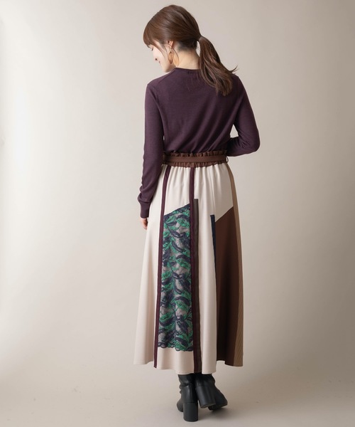 miniyu（ミニュウ）の「La SRIC/テープ＋レースフレアスカート（スカート・レディース・ベージュ/カーキ・38）」の9枚目の写真