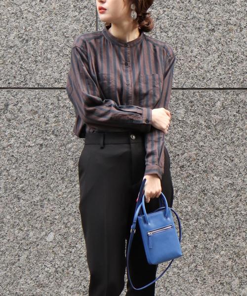 coen（コーエン）の「【WEB限定】ミニスクエアバッグ（ミニバッグ/ポシェット）（ショルダーバッグ・レディース・ホワイト/ブラック/モカ/ベージュ/コバルトブルー/イエロー/オレンジ・FREE）」の5枚目の写真