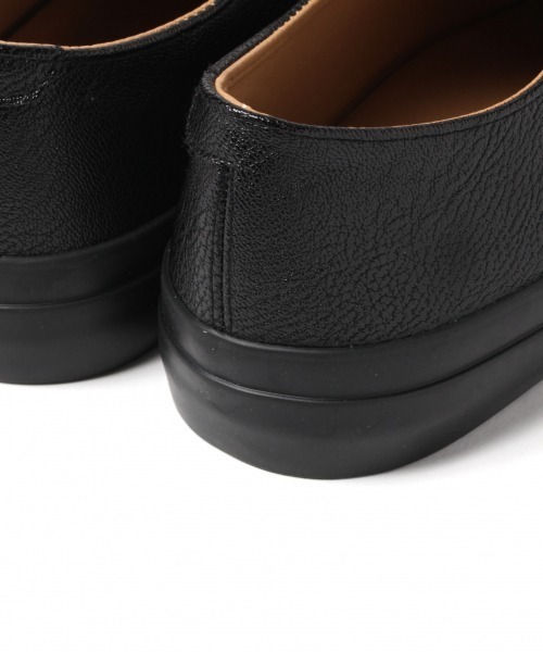 GLOBAL WORK(グローバルワーク)の「プレーントゥスニーカー/868407(スニーカー・メンズ・ブラック/ベージュ/ネイビー・MEDIUM/LARGE)」の9枚目の写真