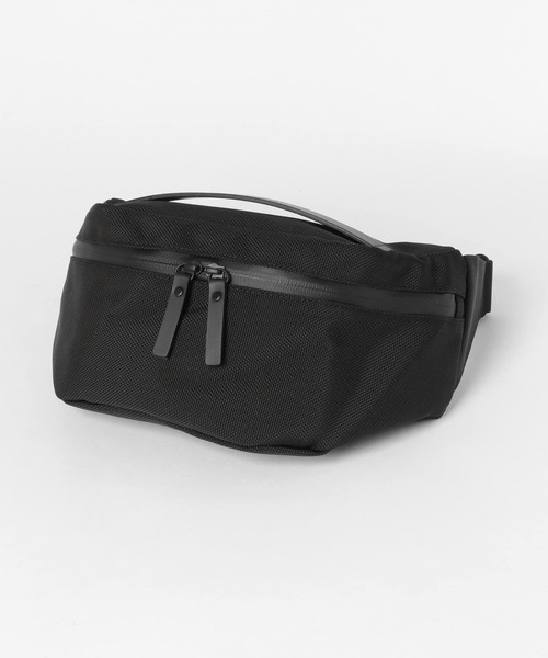 URBAN RESEARCH DOORS(アーバンリサーチドアーズ)の「GEAR3×DOORS 別注WAIST BAG(ボディバッグ/ウエストポーチ・メンズ・ブラック・ONE)」の3枚目の写真