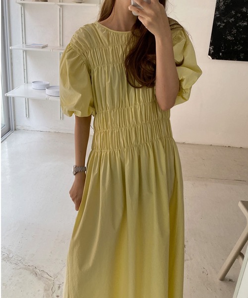 Jewelobe（ジュエローブ）の「シャーリングボリュームワンピース（ワンピース・レディース・キナリ/イエロー/ブラック・FREE）」の14枚目の写真