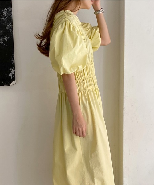 Jewelobe（ジュエローブ）の「シャーリングボリュームワンピース（ワンピース・レディース・キナリ/イエロー/ブラック・FREE）」の16枚目の写真