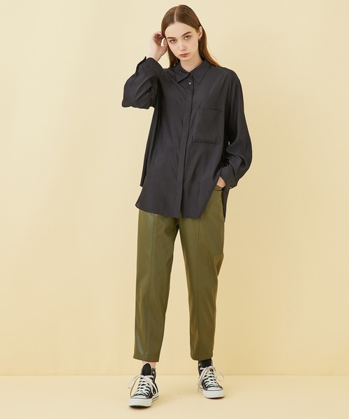 STUDIOUS(ステュディオス)の「【STUDIOUS】レザーライクテーパードパンツ(その他パンツ・レディース・ブラック/カーキ・1/2)」の19枚目の写真