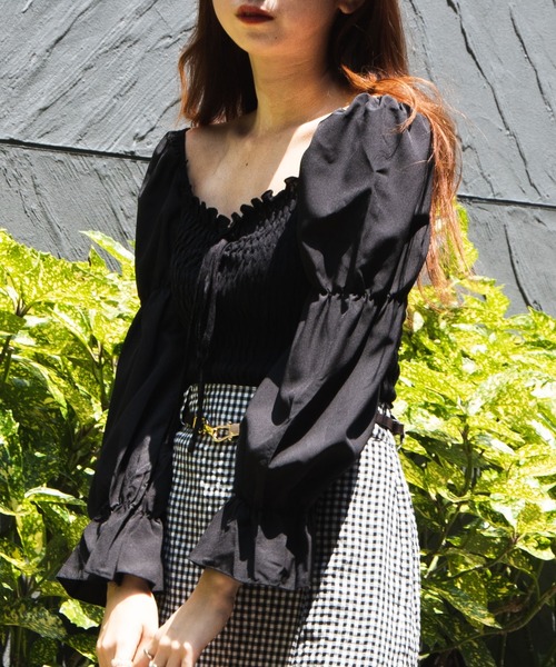 WEGO（ウィゴー）の「WEGO/スクエアネックシャーリングブラウス（シャツ/ブラウス・レディース・ホワイト/ブラック/グリーン系その他・FREE）」の3枚目の写真