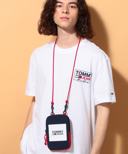 tommy jeans（トミー ジーンズ）の「ロゴスモールショルダー