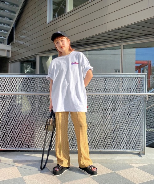 WHO'S WHO gallery（フーズフーギャラリー）の「【KOOKY'N/クーキー】ミニスタジアムTEE（Tシャツ/カットソー・メンズ・ホワイト/アッシュグレー/ブラック/ネイビー/ブルー/グリーン・FREE）」の12枚目の写真