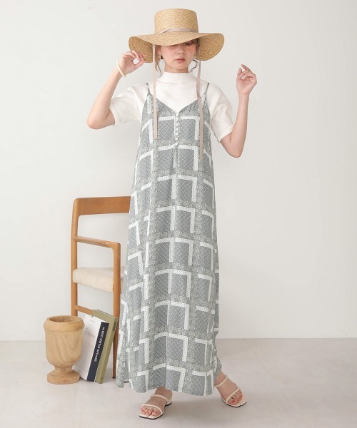 Bab（バブ）の「【WEB限定】パネルプリントキャミワンピース（ワンピース・レディース・ベージュ/ブラウン/ライトグリーン・38）」の3枚目の写真