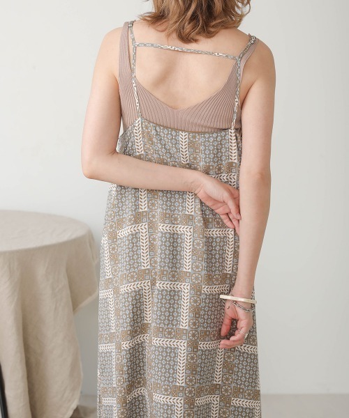 Bab（バブ）の「【WEB限定】パネルプリントキャミワンピース（ワンピース・レディース・ベージュ/ブラウン/ライトグリーン・38）」の20枚目の写真