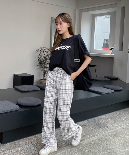 SONA(ソナ)の「SONYUNARA UNIQUEレトロプリント半袖Tシャツ(Tシャツ/カットソー・レディース・ブラック・FREE)」の7枚目の写真