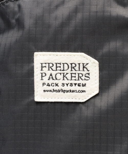 merrier BEAMS(メリアビームス)の「FREDRIK PACKERS / DAY PACK TIPI マザーズリュック(バックパック/リュック・レディース・チャコールグレー・ONE SIZE)」の20枚目の写真
