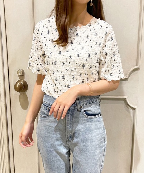 apres jour（アプレジュール）の「シャーリング花柄トップス【ZOZOTOWN限定アイテム】（シャツ/ブラウス・レディース・アイボリー/オフホワイト/その他/ホワイト系その他・フリー/X-LARGE）」の22枚目の写真