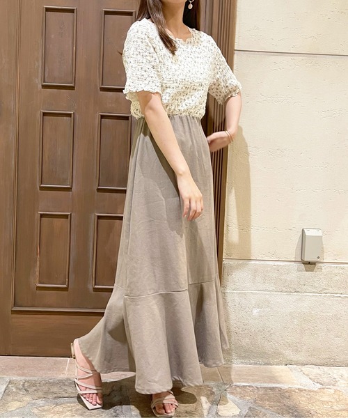 apres jour（アプレジュール）の「シャーリング花柄トップス【ZOZOTOWN限定アイテム】（シャツ/ブラウス・レディース・アイボリー/オフホワイト/その他/ホワイト系その他・フリー/X-LARGE）」の14枚目の写真