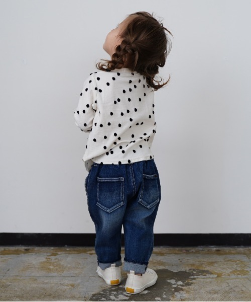 quoti use fith（クゥオティ　ユース　フィス）の「ポコポコドットジャガード 長袖 Tシャツ（Tシャツ/カットソー・キッズ・ホワイト/チャコールグレー/ピンク・110/80/120/130/90/100）」の9枚目の写真