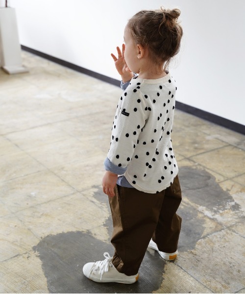 quoti use fith（クゥオティ　ユース　フィス）の「ポコポコドットジャガード 長袖 Tシャツ（Tシャツ/カットソー・キッズ・ホワイト/チャコールグレー/ピンク・110/80/120/130/90/100）」の12枚目の写真