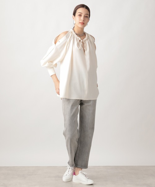 Ezick（エジック）の「ギャザーデザインブラウス（シャツ/ブラウス・レディース・オフホワイト/ブラック/キャメル・FREE）」の12枚目の写真