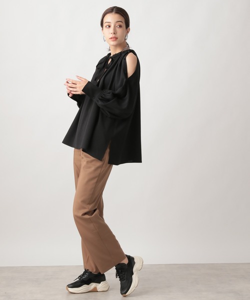 Ezick（エジック）の「ギャザーデザインブラウス（シャツ/ブラウス・レディース・オフホワイト/ブラック/キャメル・FREE）」の22枚目の写真