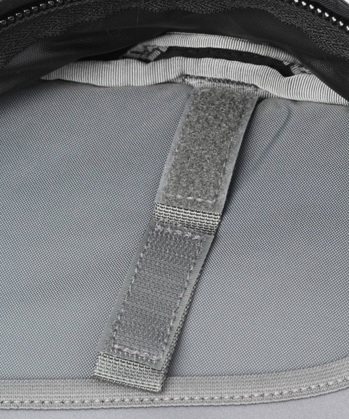 THE NORTH FACE(ザノースフェイス)の「【THE NORTH FACE(ザノースフェイス)】HOT SHOT(バックパック/リュック・メンズ・ブラック・FREE)」の10枚目の写真