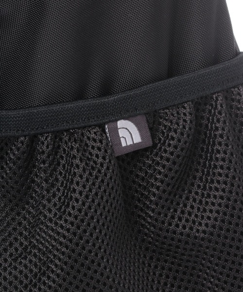 THE NORTH FACE(ザノースフェイス)の「【THE NORTH FACE(ザノースフェイス)】HOT SHOT(バックパック/リュック・メンズ・ブラック・FREE)」の15枚目の写真
