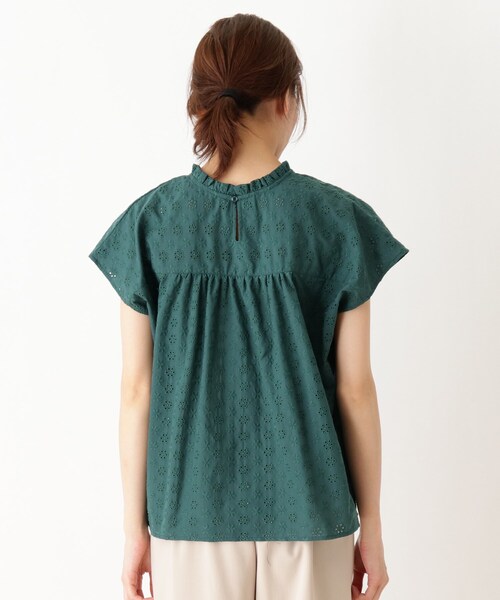 Cutie Blonde(キューティーブロンド)の「◆【S-L】刺繍ブラウス(シャツ/ブラウス・レディース・オフホワイト/ブラック/モスグリーン・01/02/03)」の6枚目の写真