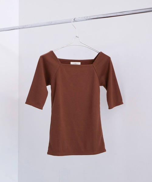 EFOLE（エフォル）の「ソフトコットンリブ　スクエアネック　トップス（Tシャツ/カットソー・レディース・ライトグレー/ブラック/ブラウン・FREE）」の6枚目の写真