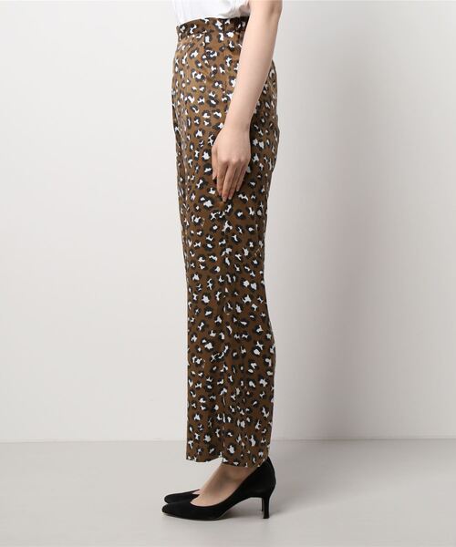 Banner Barrett（バナーバレット）の「オリジナルレオパードパンツ（その他パンツ・レディース・ブラウン/ライトピンク・38）」の4枚目の写真