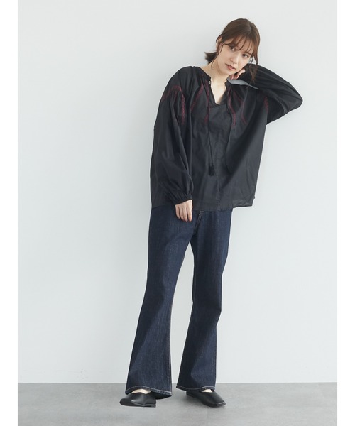 Green Parks(グリーンパークス)の「刺繍スモックシャツ(シャツ/ブラウス・レディース・オフホワイト/ブラック/オレンジ・FREE)」の4枚目の写真