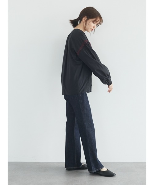 Green Parks(グリーンパークス)の「刺繍スモックシャツ(シャツ/ブラウス・レディース・オフホワイト/ブラック/オレンジ・FREE)」の5枚目の写真