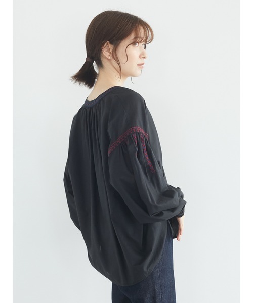 Green Parks(グリーンパークス)の「刺繍スモックシャツ(シャツ/ブラウス・レディース・オフホワイト/ブラック/オレンジ・FREE)」の8枚目の写真